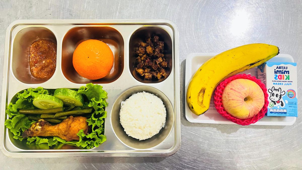 SPPG Lojajar Distribusikan Ribuan Makanan Bergizi, Siswa Dapat Extra Fresh Food
